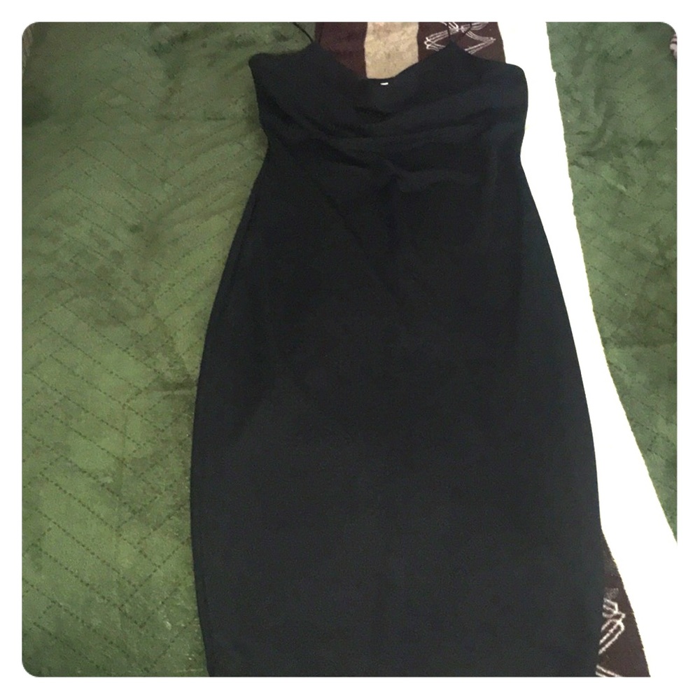 Black low neck tight dress